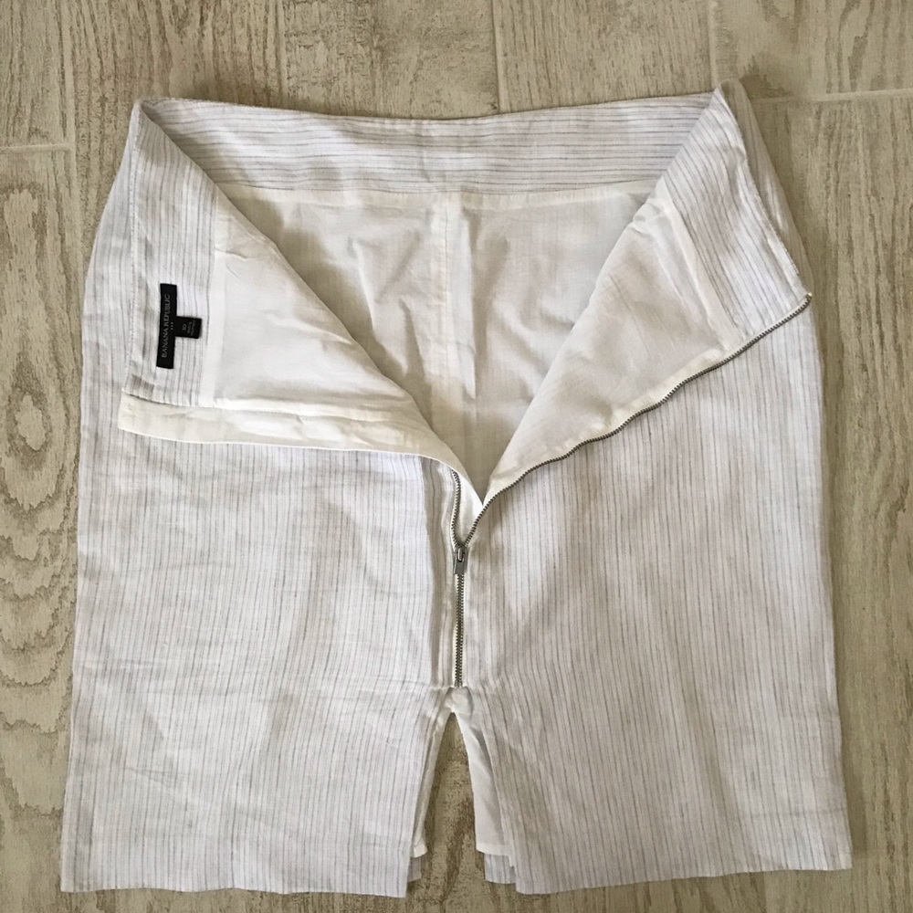 Banana Republic cotton white stripe skirt